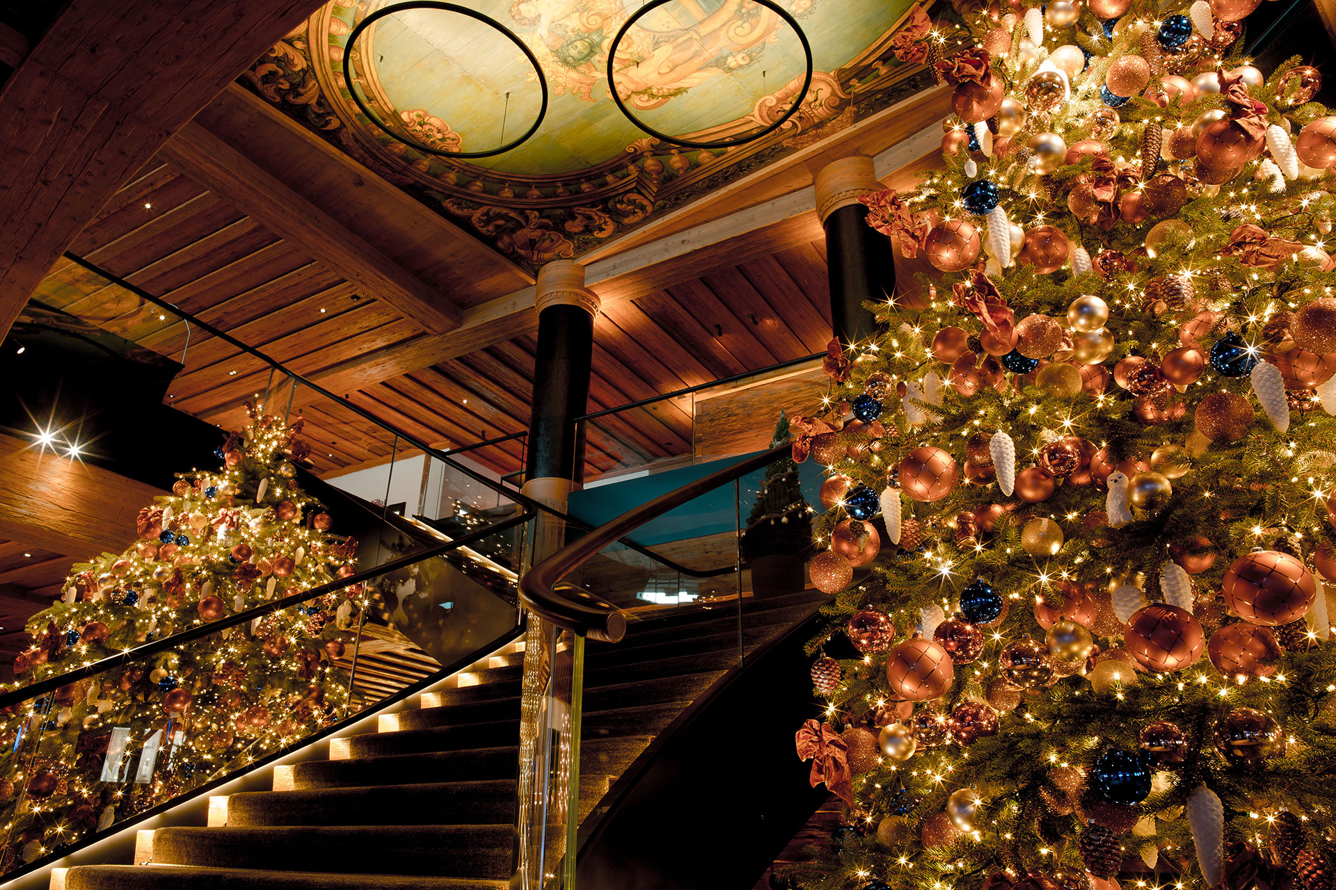 TheAlpinaGstaad_Xmas