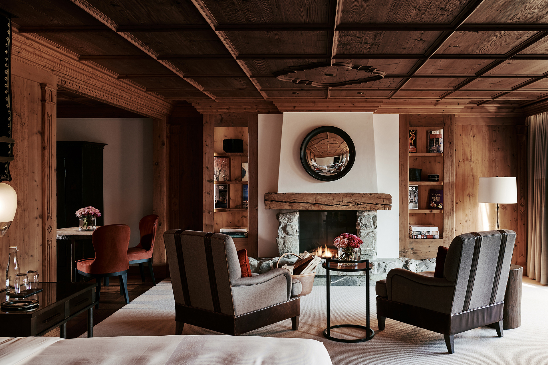 TheAlpinaGstaad_Rooms&Suites_0033_1920.jpg