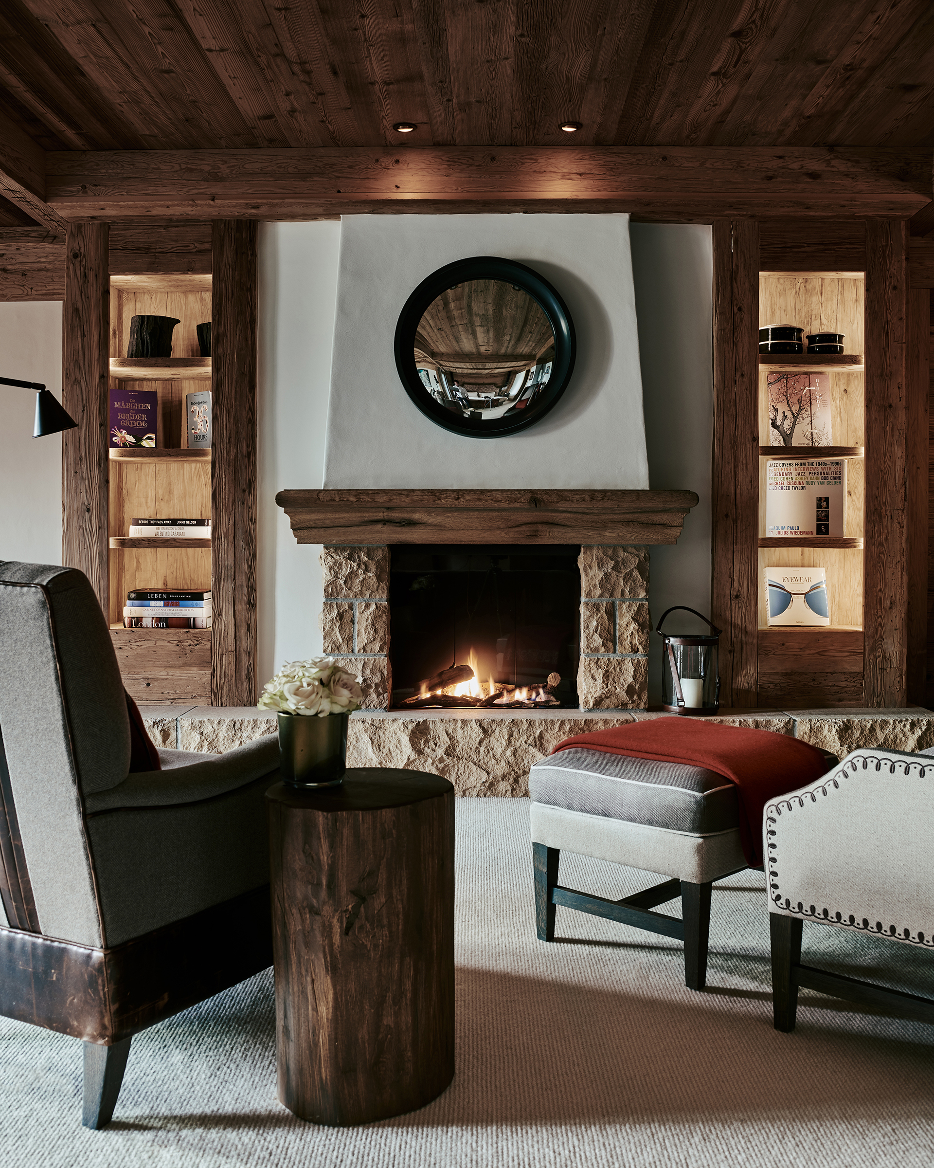 TheAlpinaGstaad_Rooms&Suites_0041_1920.jpg