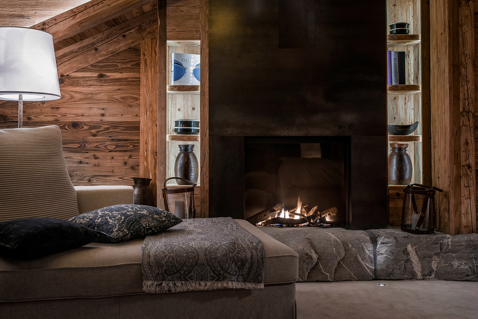 Rooms & Suites