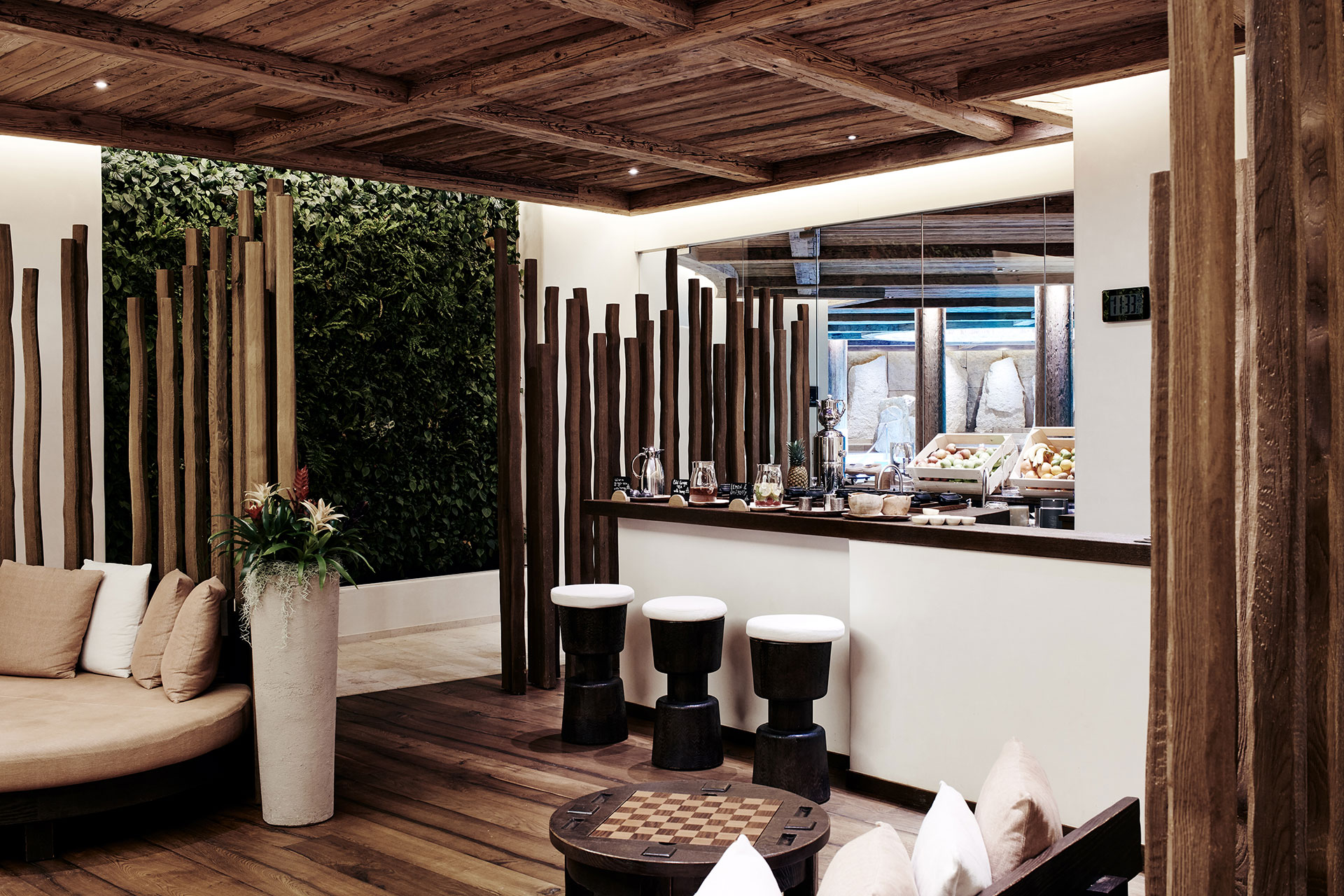 TheAlpinaGstaad_ (10).jpg