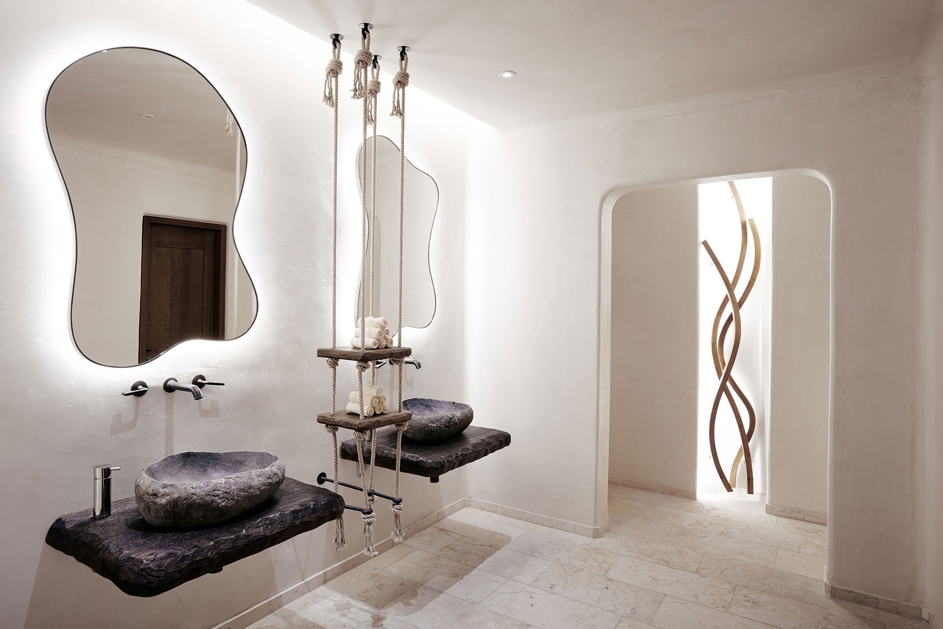 TheAlpinaGstaad_ (14).jpg